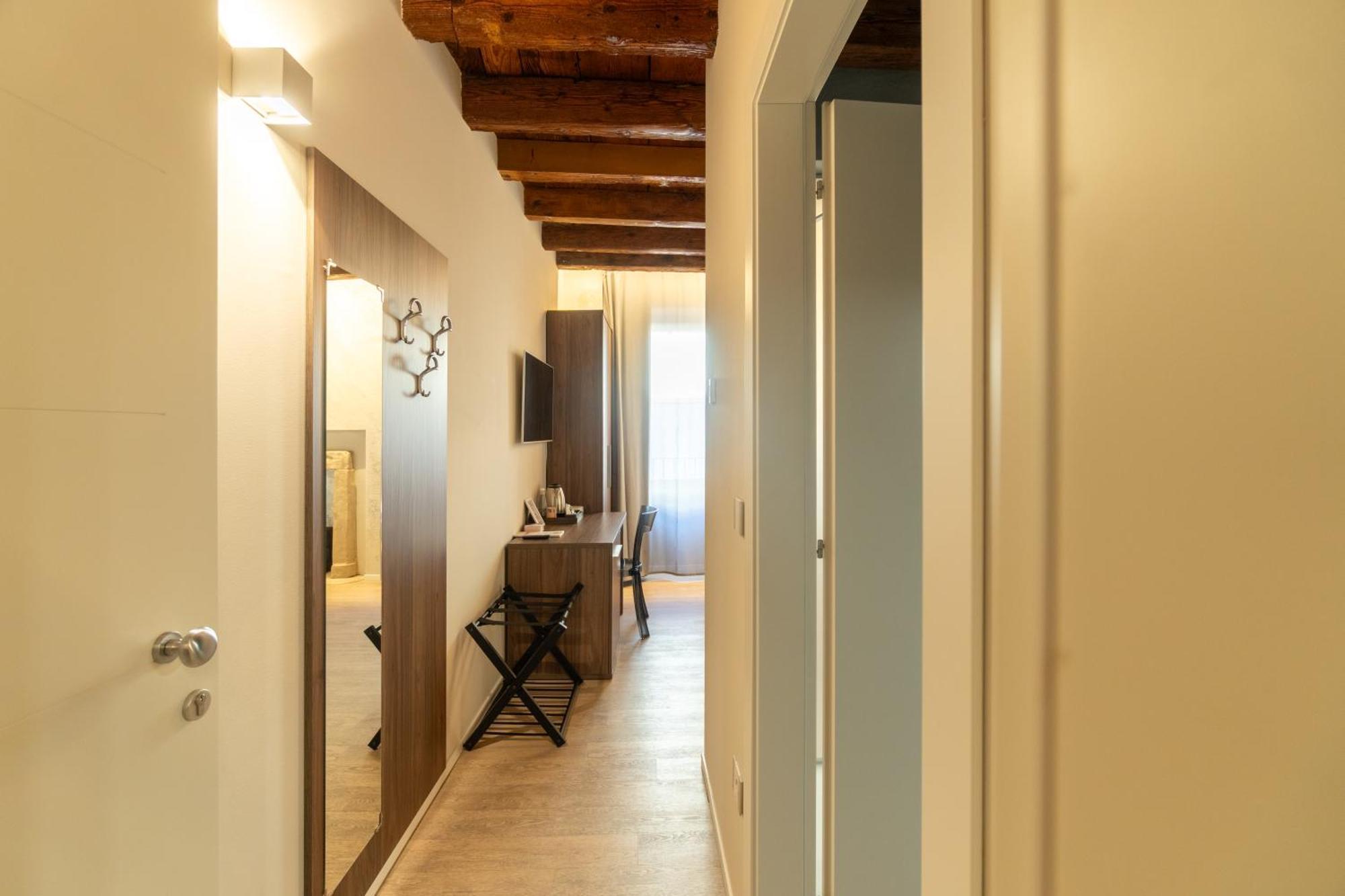 La Casa In Paese Hotel Peschiera del Garda Exterior foto